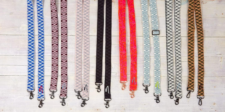 NOOMYA® Handykette Thyme to Shine | Baumwolle | Wechselband zum Umhängen ohne Hülle | universal für