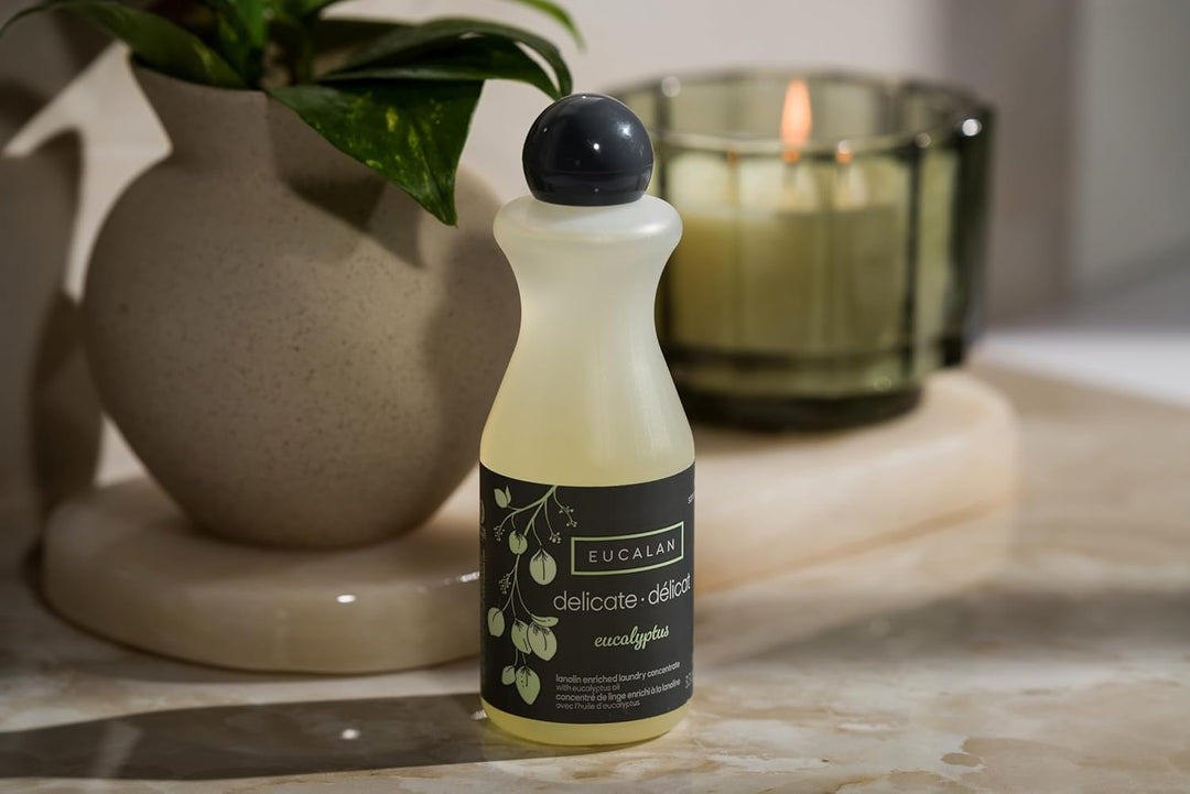Eucalan 666884100382 pflegendes Feinwaschmittel, Eykalyptus, 100 ml für Handwäsche