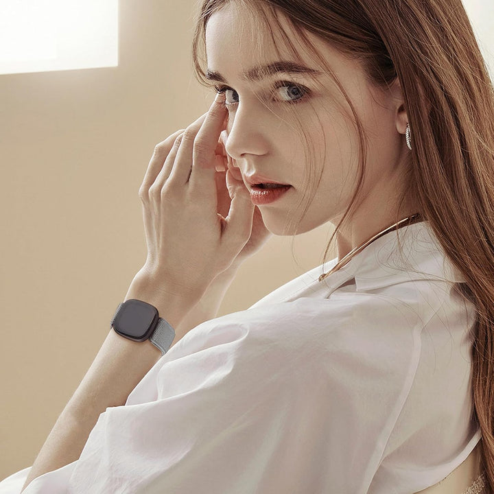 4 Stück Stretch Nylon Armbänder, Kompatibel mit Fitbit Versa 4/Fitbit Versa 3 Armbänder/Fitbit Sense