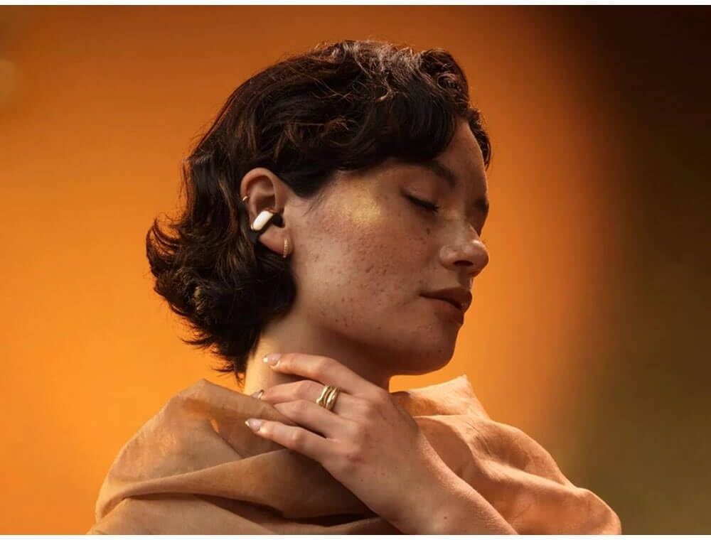 Bose Ultra Open Earbuds mit Bluetooth und OpenAudio Technologie, Clip On Kopfhörer, kabellose Open E