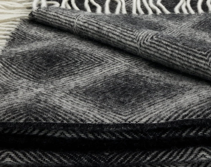 GLAESER Wohndecke - fair de Luxe Wolle pur | Wolldecke aus 100% Wolle | Couchdecke/Sofadecke | Wohlf