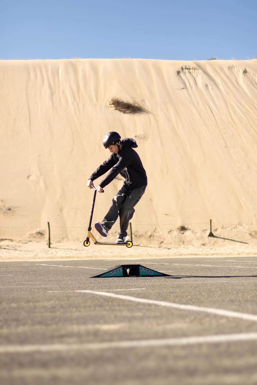 ACTA Kinder-Skate-Rampe – Mini-Rampe für Freestyle-Scooter, BMX, RC-Car-Rampe – Leicht und tragbar S