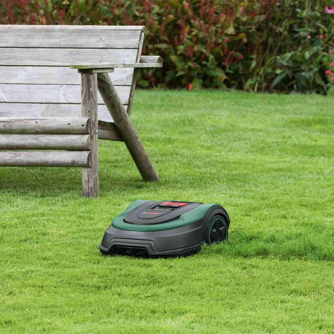 Bosch Home and Garden Rasenmäher Roboter Indego XS 300 (mit integriertem 18-V-Akku, Ladestation enth
