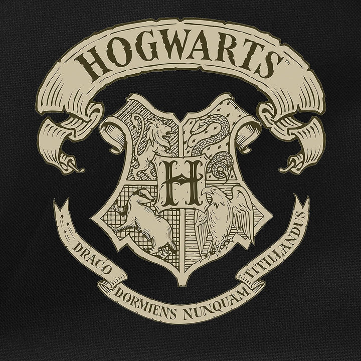 ABYSTYLE - HARRY POTTER - Rucksack - Hogwarts - Schwarz (42x31x14 cm)
