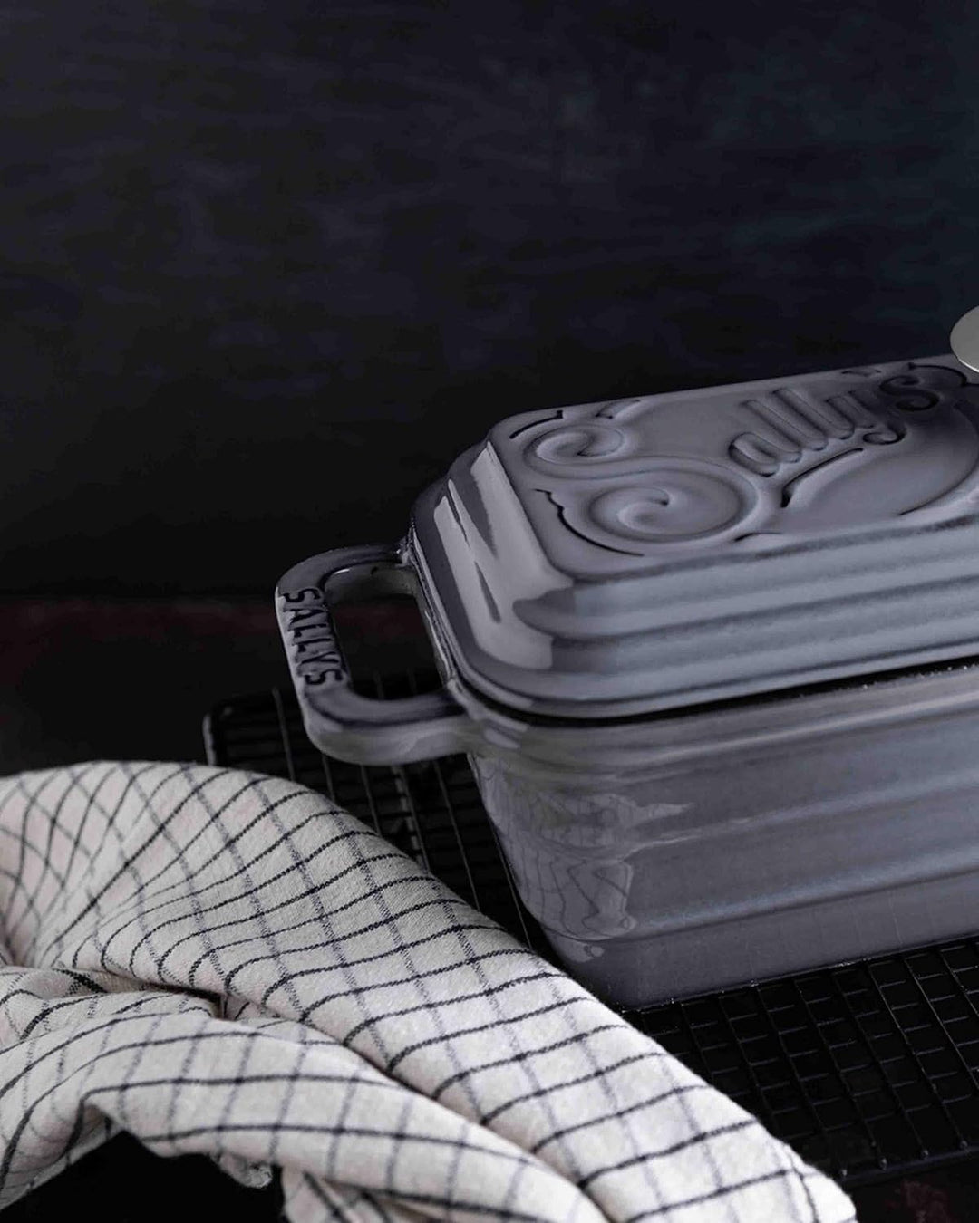 Sallys Gusseisen Brot- Backform Baba (Smokey Grey Majolika), Smokey Grey Majolika