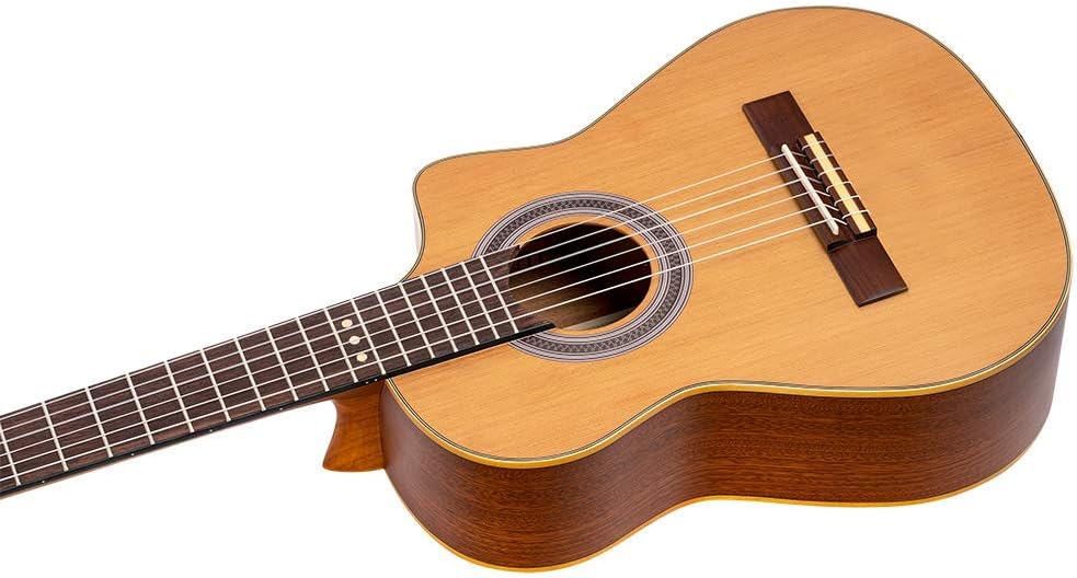 Ortega Guitars Konzertgitarre elektro-akustisch - Requinto Series - deep body - inklusive Gigbag - M