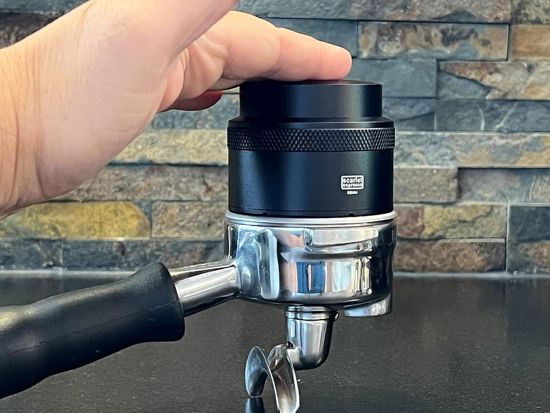 scarlet espresso | Tamper »Grande Livello« mit automatischer Ausrichtung, 100% gerader Kaffeepuck, K