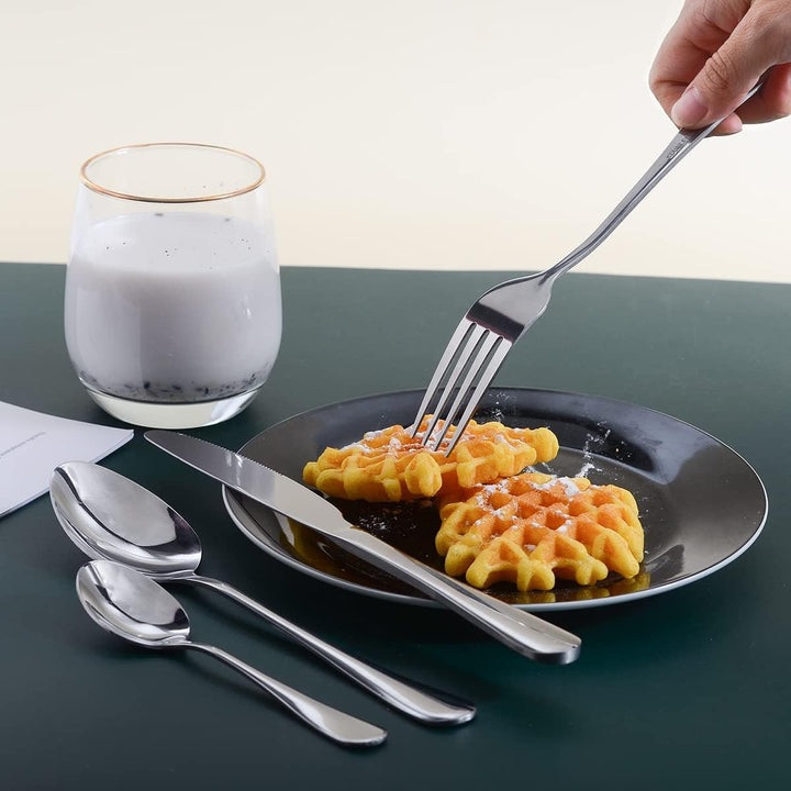 16-teilig Besteck Set Edelstahl Cutlery Inklusive Löffel Messer und Gabeln Besteckset Service für 4,
