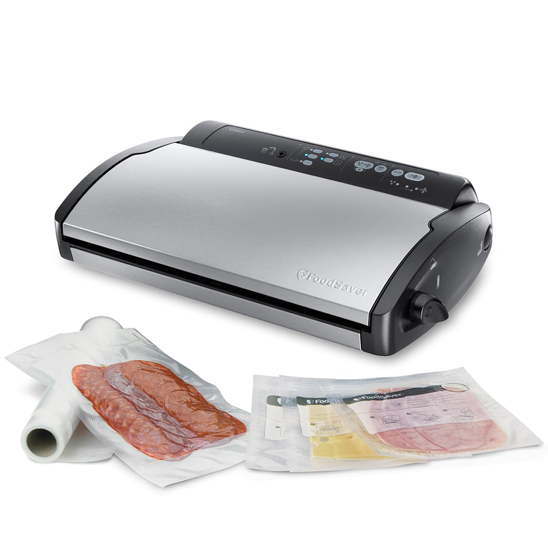 Foodsaver Vakuumiergerät für Lebensmittel mit integrierter Rollenaufbewahrung, Schneidevorrichtung u