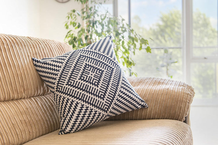 TreeWool Dekorativer Kissenbezug (60 x 60 cm, Marineblau) Kaleidoskop Design 100% Baumwolle (2er Pac