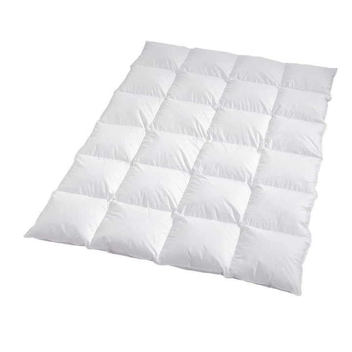 Traumschlaf Daunendecke Himalaya warm – Bauschige Bettdecke mit 100% Daunenfüllung - weich & leicht