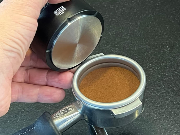 scarlet espresso | Tamper »Grande Livello« mit automatischer Ausrichtung, 100% gerader Kaffeepuck, K