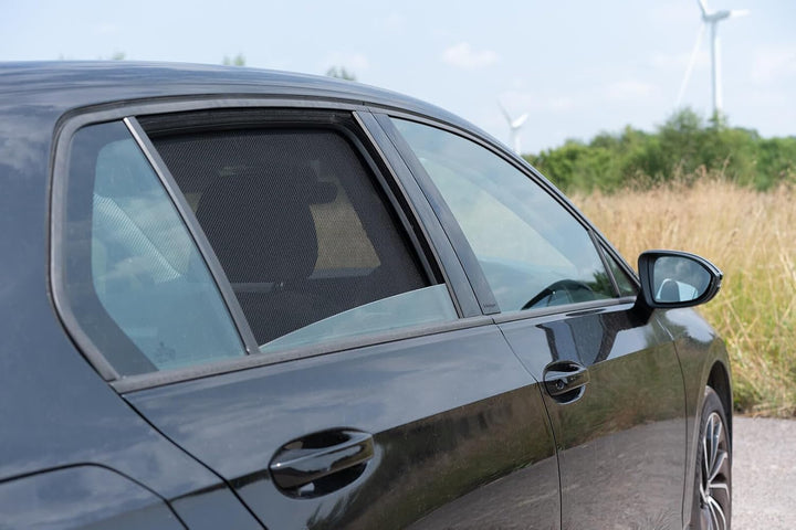 Satz Car Shades (Hintertüren) kompatibel mit Volkswagen Golf VIII 5 türer 2020- (2-teilig)