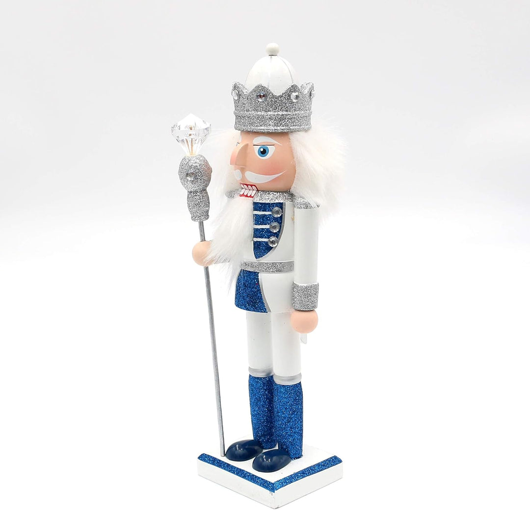 Dekohelden24 Holz Nussknacker König in Silber/blau/weiss, mit Glitter, Masse L/B/H: 7,5 x 7 x 26 cm,