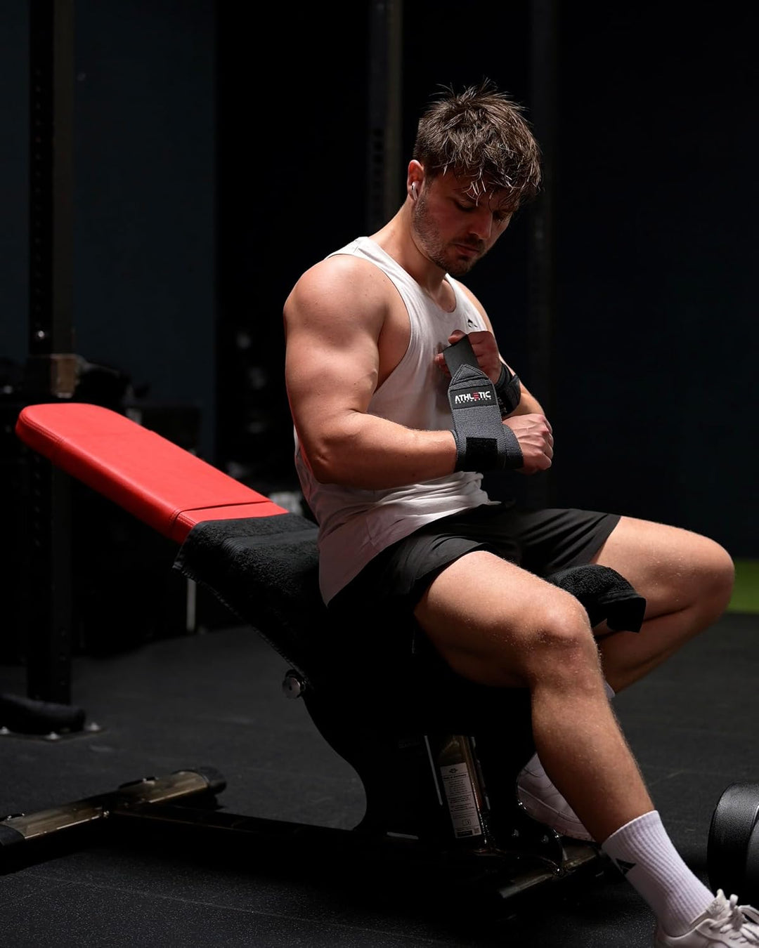 ATHLETIC AESTHETICS Handgelenk Bandagen Fitness - Wrist Wrap (45 cm im Paar) Handgelenkbandage für K