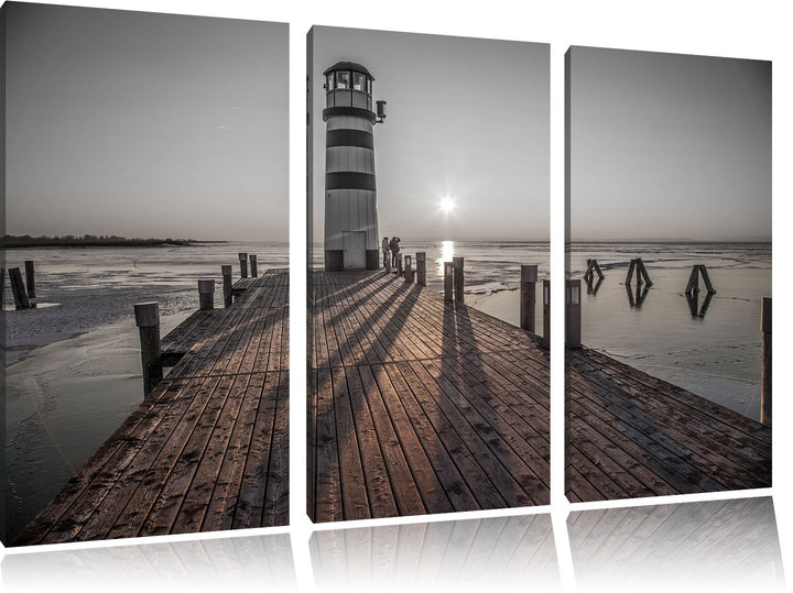 Pixxprint Leuchtturm am Steg als Leinwandbild/Grösse: 3 Teilig (120x80) cm/Wandbild/Kunstdruck/ferti