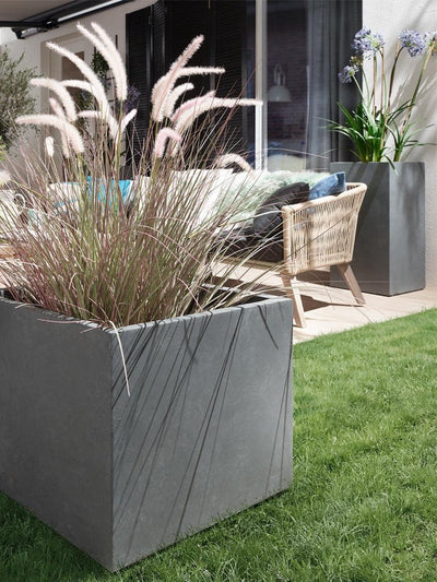 Pflanzwerk® Pflanzkübel Bodenvase Fiberglas Conic GRAU 80x40x40cm *Frostbeständige Blumenkübel* *Deu