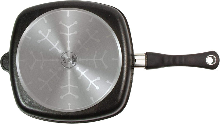 AMT Gastroguss Eckpfanne 28 x 28 cm, 5 cm hoch, mit BBQ-Boden, fester Stiel, induktionsgeeignet, Lot