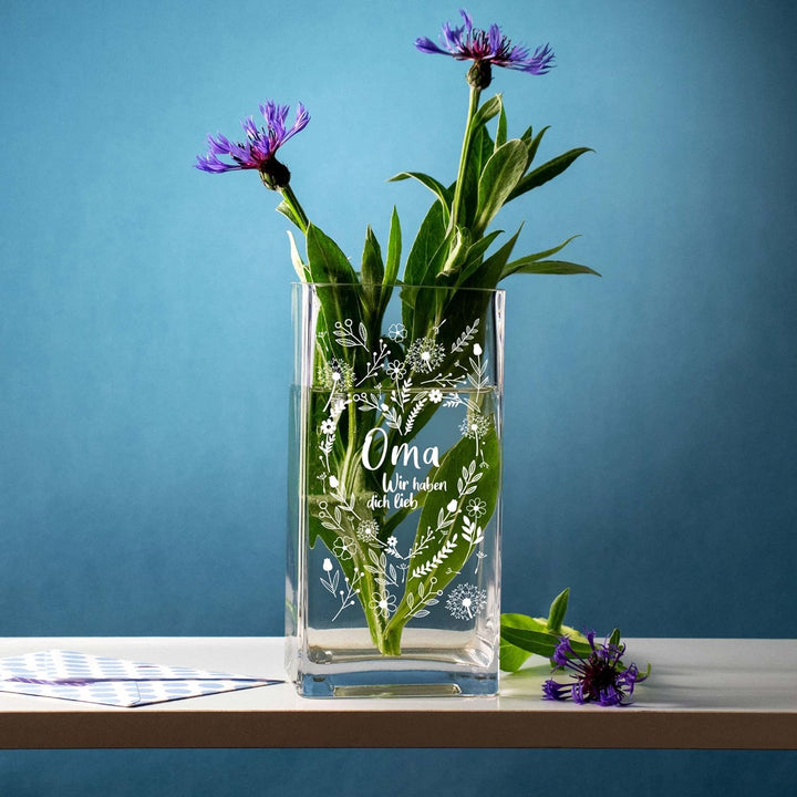 Blumenvase für Oma, Vase mit Gravur, Geschenk , Eckige Glasvase für Blumen, Blumenherz Deko , Modern