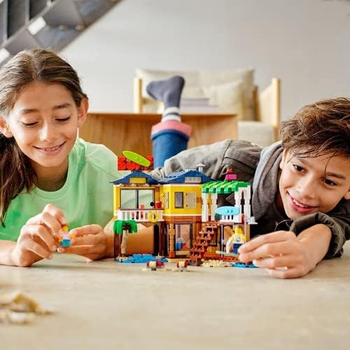 LEGO 31118 Creator 3-in-1 Surfer-Strandhaus, mit Leuchtturm, Poolhaus, Tier-Figuren wie Delfin und S