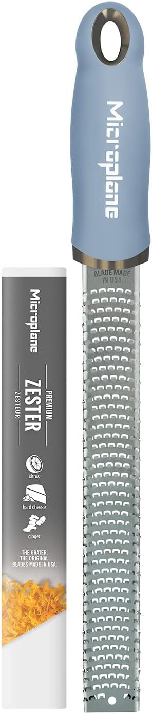 Microplane Zester Küchenreibe in Küstenblau für Zitrusfrüchte, Parmesan, Ingwer, Schokolade & Muskat