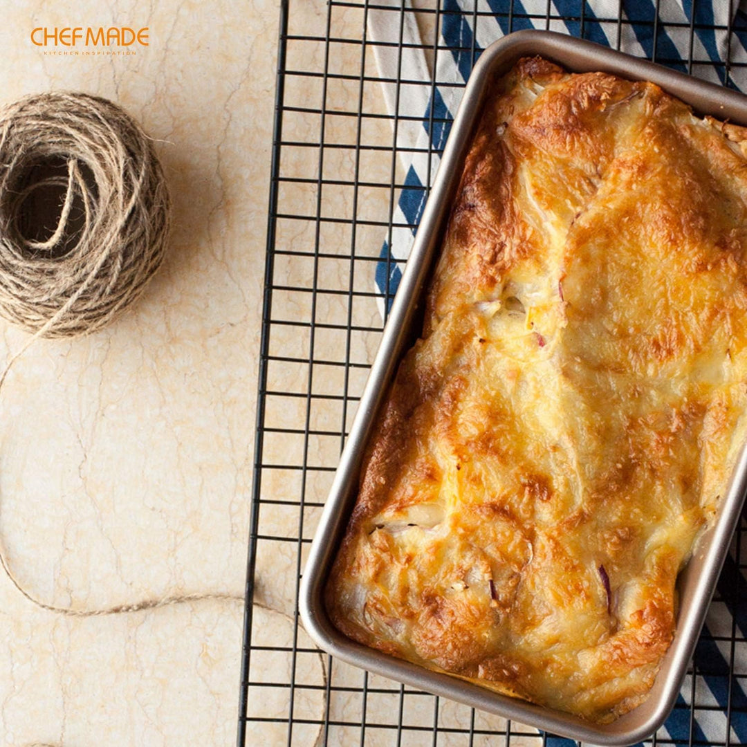CHEFMADE 9-zoll Rechteck Loaf Pan, Nicht-Stick Längliche Brot und Fleisch Backformen für Ofen Backen