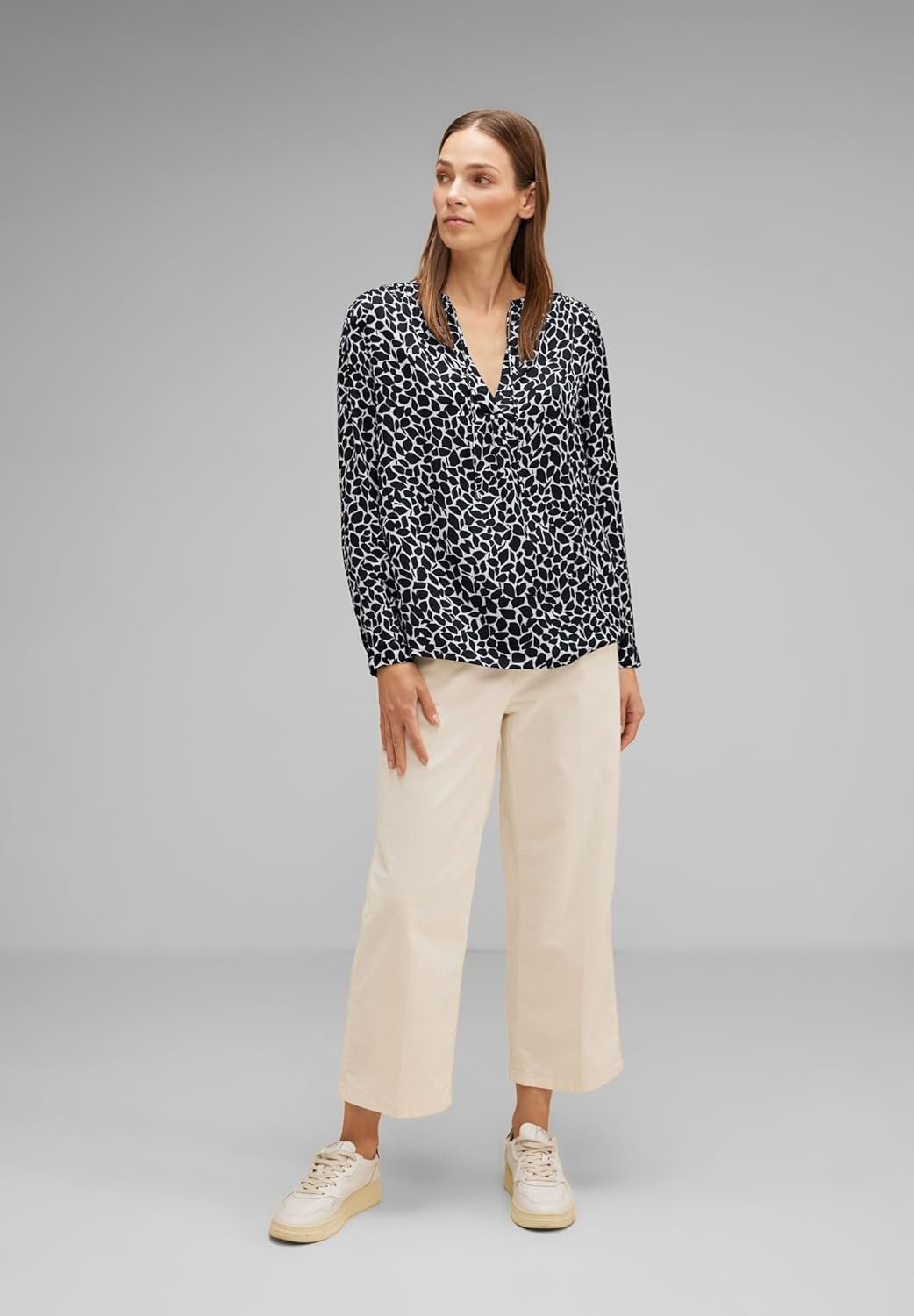 Street One Damen Gemusterte Satin Bluse 42 Deep Blue, 42 Deep Blue