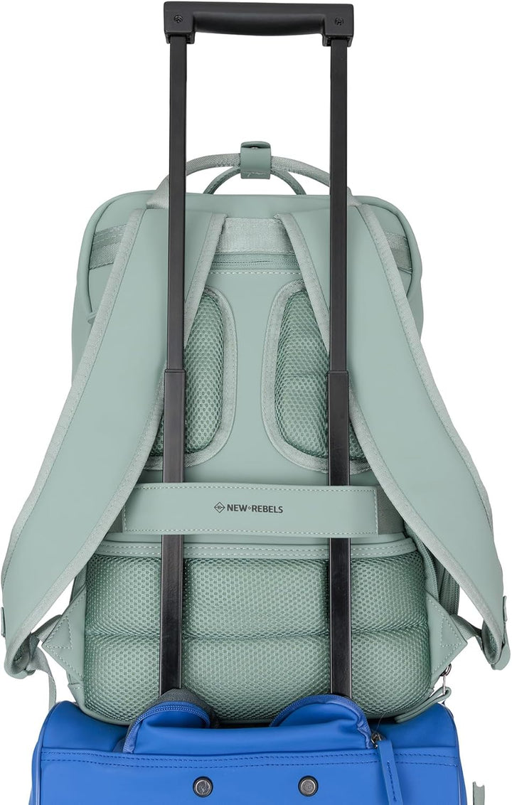 New Rebels William Milwaukee Salie Green 18L Rucksack Wasserabweisend Laptop 15.6"
