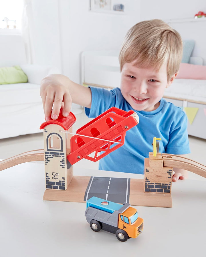 Hape Eisenbahnwelt Zugbrücke aus Holz, ab 3 Jahren