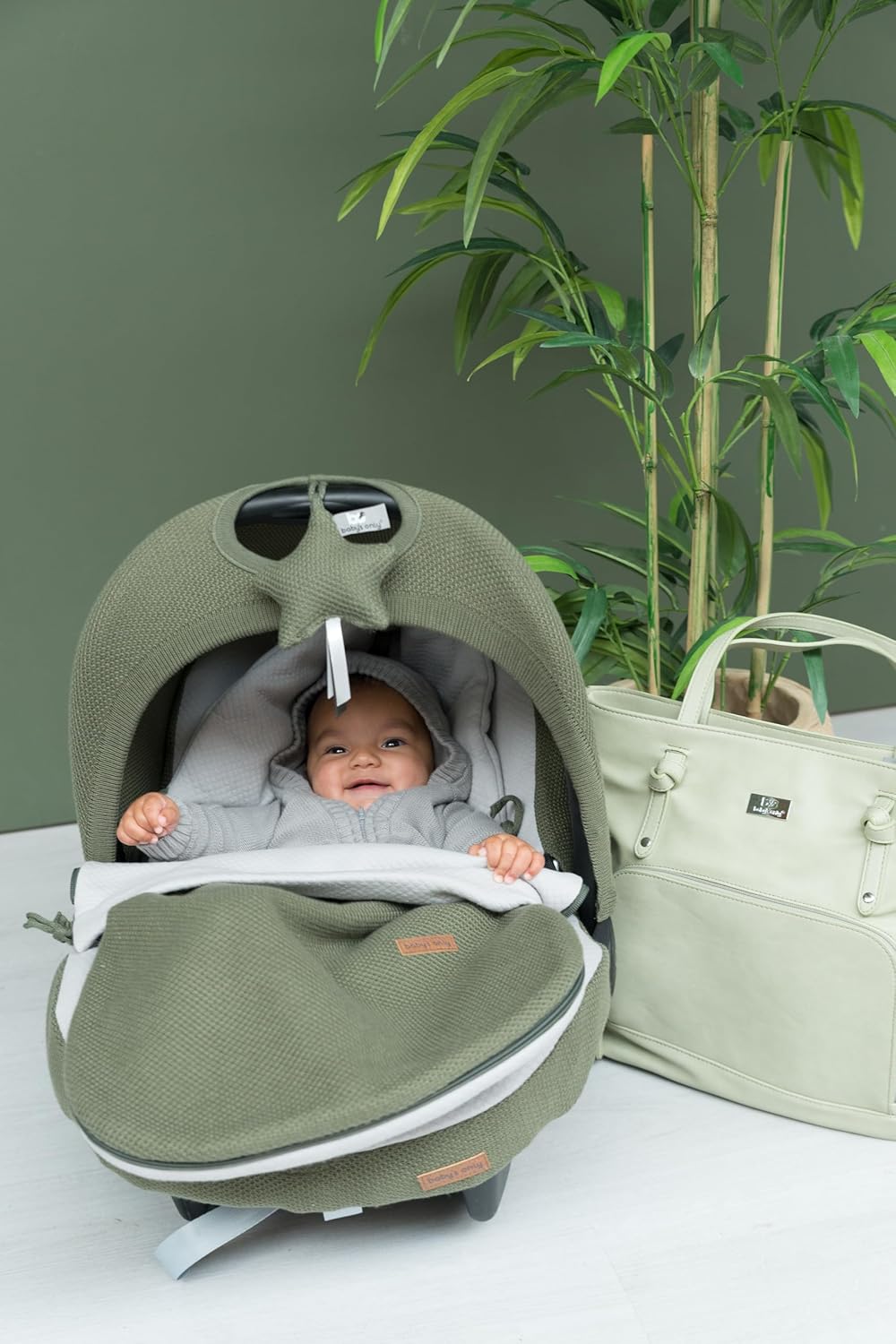 BO Baby's Only - Bezug Babyschale Classic - Gruppe 0+ - Geeignet für Maxi-Cosi - Babyschalenbezug au