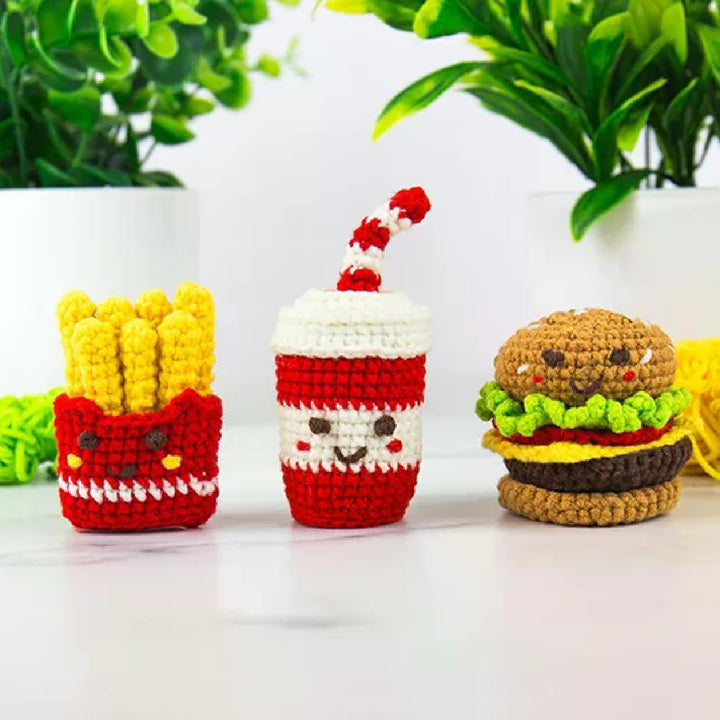 Mini Fast Food Häkelset - DIY Häkeltrio-Set für Anfänger | Burger, Pommes Frites & Drink Charaktere