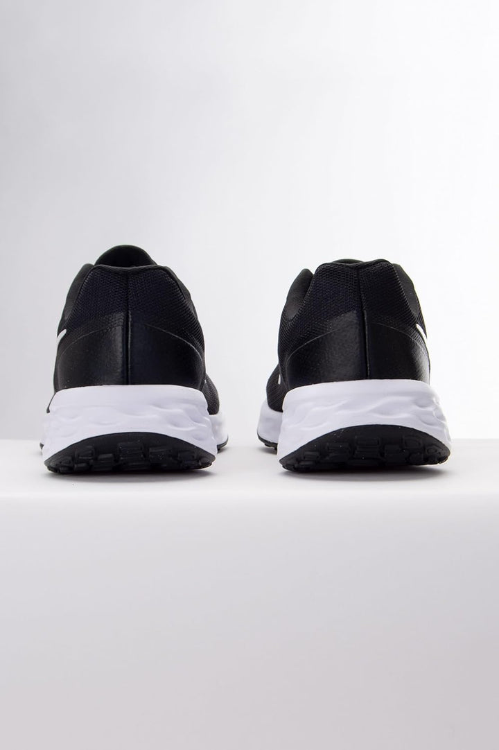 Nike Herren Revolution 6 Sneaker 44.5 EU Black White Iron Grey, 44.5 EU Black White Iron Grey