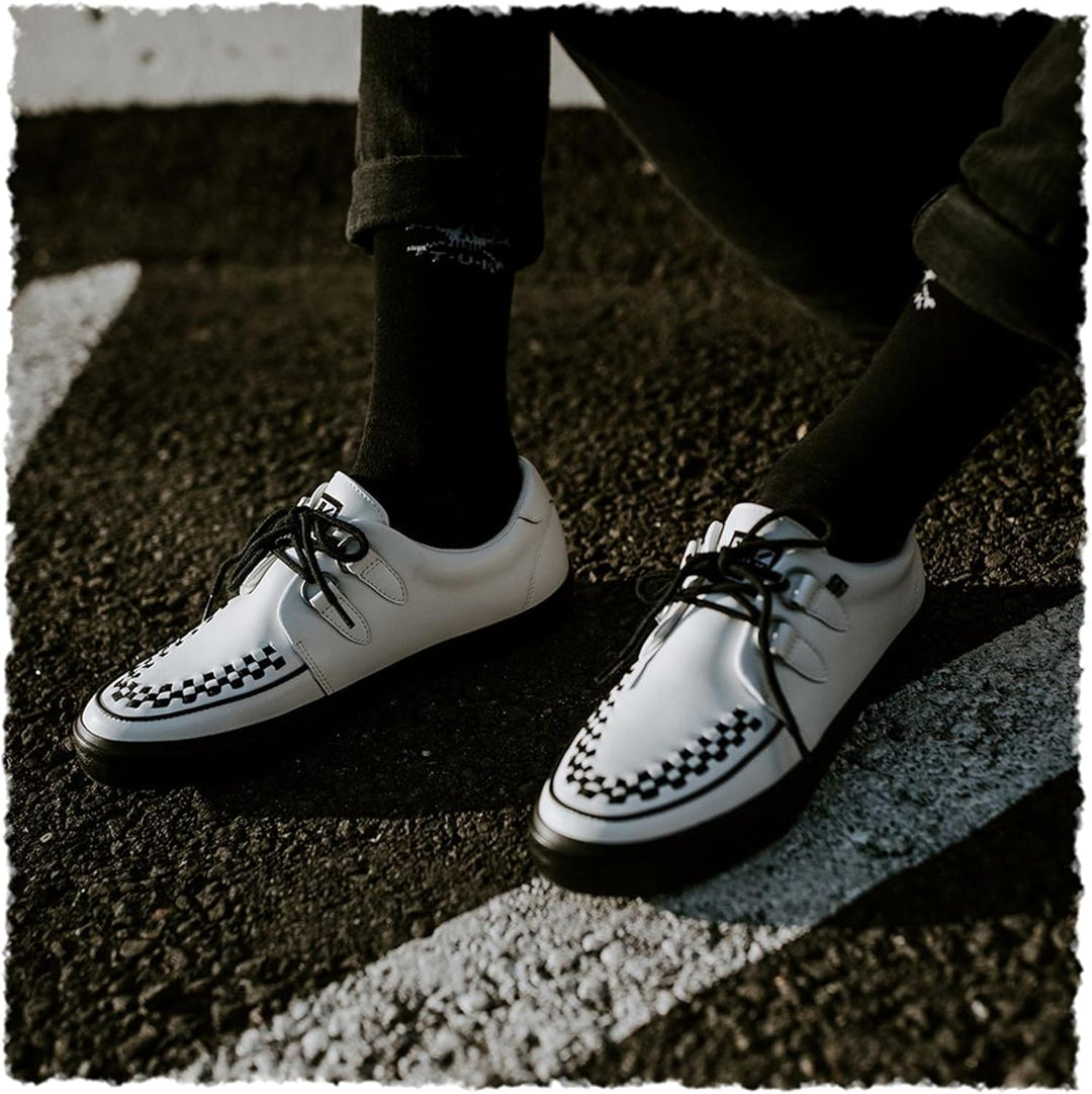 T.U.K. Leather Creeper Sneaker - Herren &amp; Damen Schuhe - Punk, Gothic, Emo und Rockabilly Style Lede