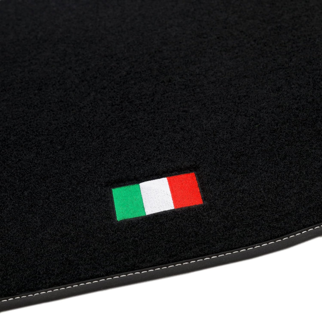 MOTOS Personalisierte Velours-Fussmatten passend für FIAT 500L ab 2012 - Personalisierte, Matt, Weis