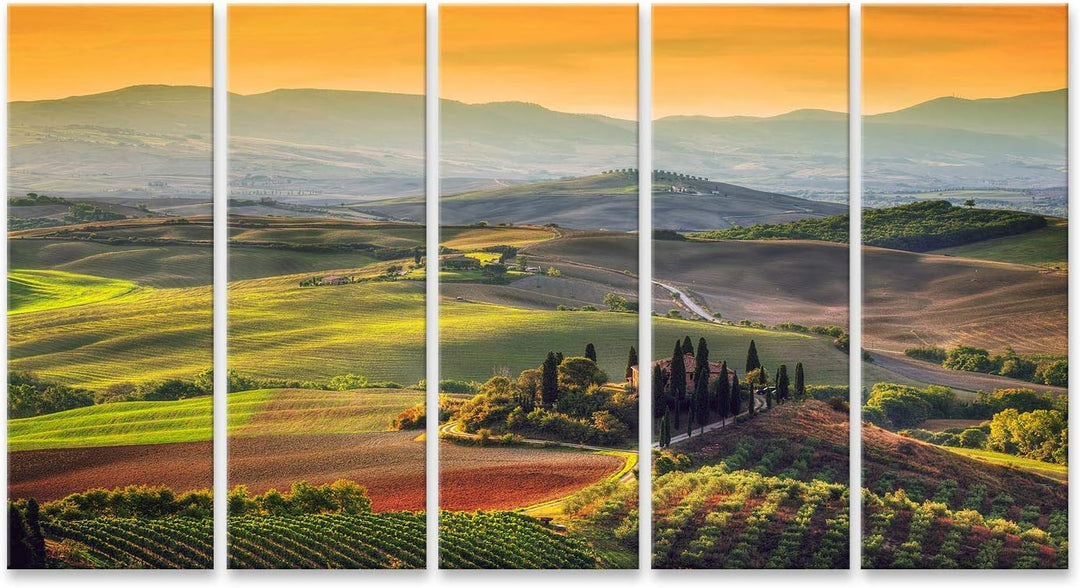 Bild Bilder auf Leinwand Toskana-Landschaft bei dem Sonnenaufgang, der für das toskanische Gutshaus