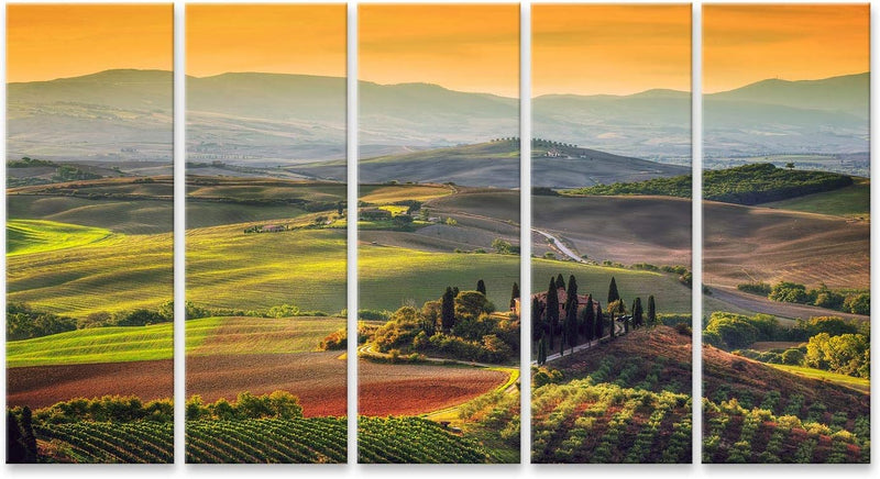 Bild Bilder auf Leinwand Toskana-Landschaft bei dem Sonnenaufgang, der für das toskanische Gutshaus