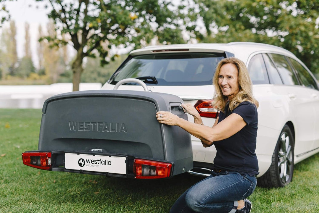 Westfalia Starre Anhängerkupplung für VW Golf 7/8 Limousine (ab BJ 10/12), VW T-Roc (ab BJ 07/17), A