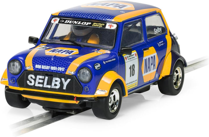 Scalextric C4414 Mini Miglia-NAPA-Lewis Selby 2021 Massstab 1:32 Auto für Rennstrecke