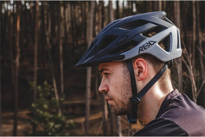 REKD Pathfinder Helm s/xl 54-58cm schwarz (schwarz), s/xl 54-58cm schwarz (schwarz)