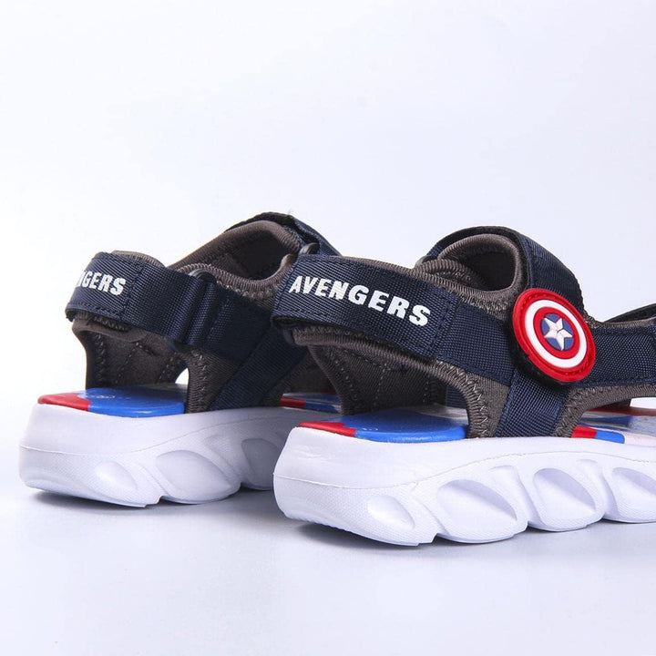 CERDÁ LIFE'S LITTLE MOMENTS Jungen Sommerwandersandalen Avengers Kinder Geschlossene Sandalen mit Kl