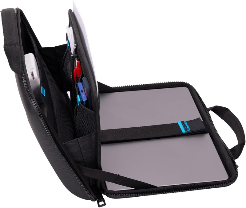 Thule Gauntlet Black 16" MacBook Pro