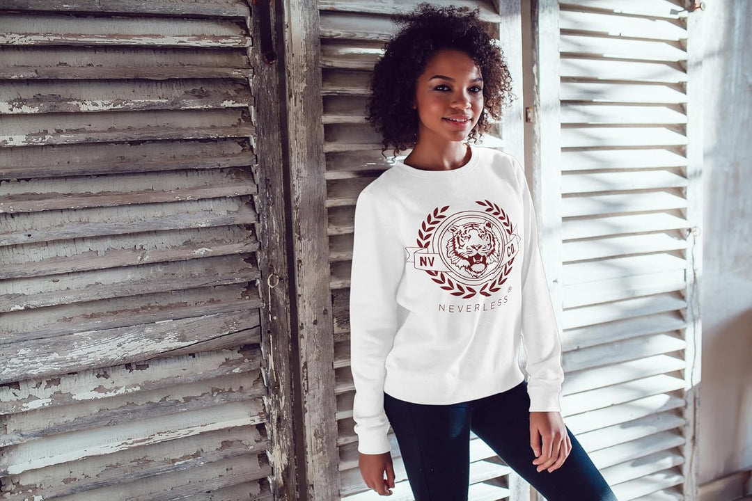 Neverless® Sweatshirt Damen Schriftzug Oldschool Print Tiger Pullover Bedruckt Rundhals Pulli Sweate