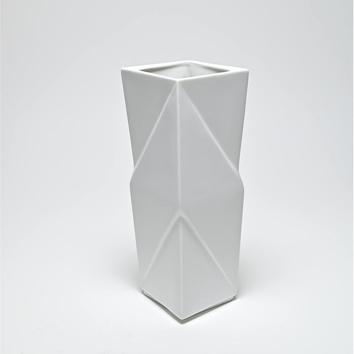 archbase.design - Vase Ribbon small - Made in Germany - Handarbeit - deutsches Hartporzellan (Weiss)