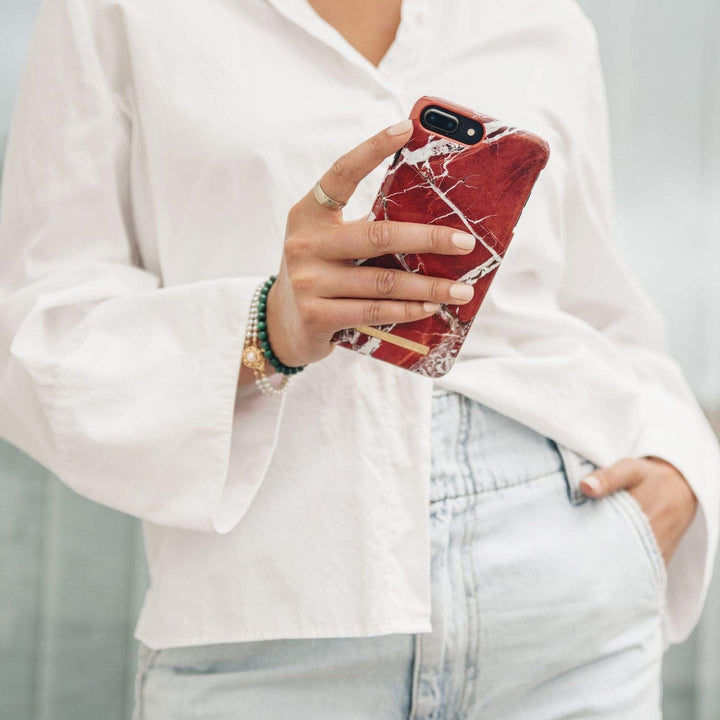 IDEAL OF SWEDEN Handyhülle für iPhone XS & X (Scarlet Red Marble)