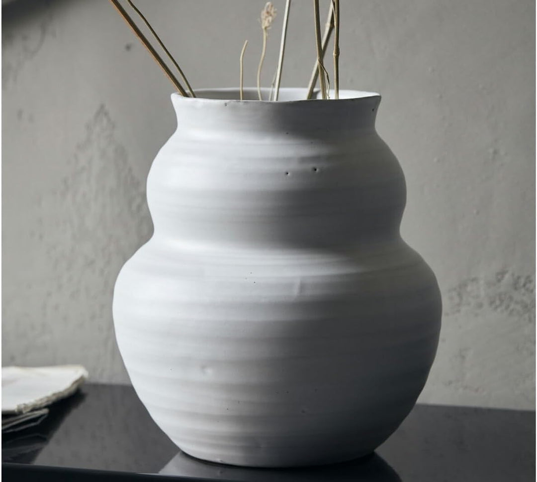 Vase, Juno, Weiss Product size:h: 19 cm, dia: 17 cm Weiss, Product size:h: 19 cm, dia: 17 cm Weiss