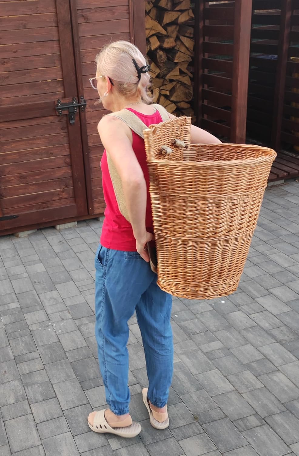 Rückentragekorb aus Weide – Handgeflochten & ergonomisch – Natur oder lackiert – 60x44x37cm – Jutegu