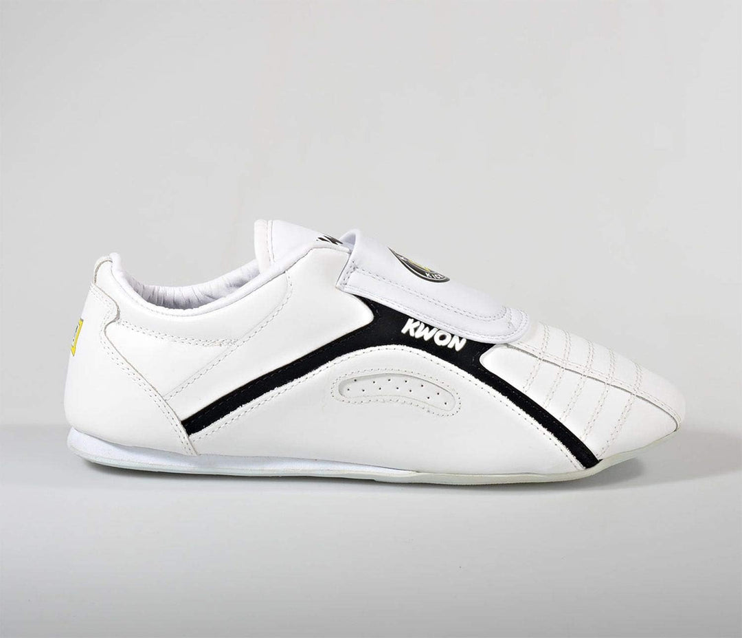 Trainingsschuhe Kick Light in 2 Farben (weiss, 41)