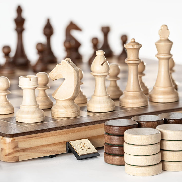 A&A Magnetic Wooden Chess Set, 38.1 cm, Folding Board, 7.6 cm, King Height German Knight Staunton Ch