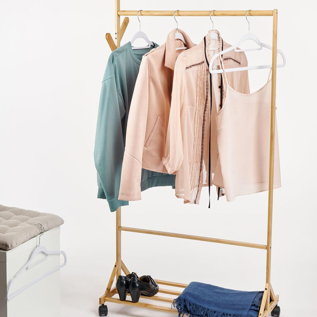 OGIVO Kleiderbügel Samt – 50er Set Hosenbügel rutschfest Bügel aus Samt für Ihre Garderobe – Samtkle