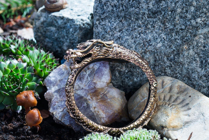 Windalf Vintage Frauen Armreif BRÁINA Ø 5.2 cm Drachenschmuck Armschmuck Armkette Hochwertige Bronze